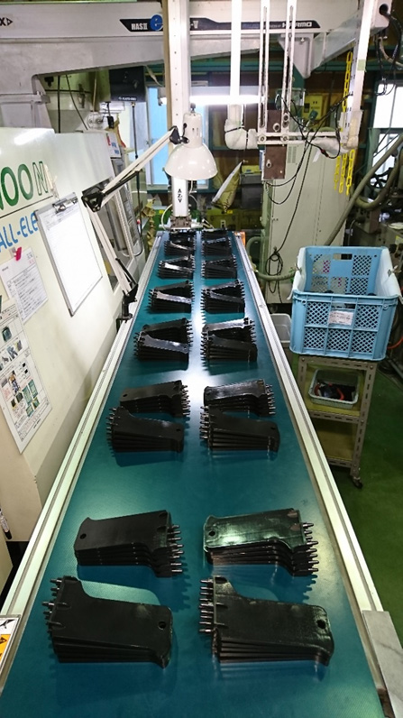 プラスチック精密成形加工